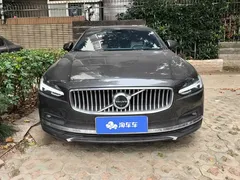 2022 Volvo S90 — фото 2