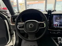 2024 Volvo XC60 4WD Zhiyuan Luxury, белый — фото 5