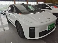 2025 Li Auto i6 2WD Standard, белый — фото 4