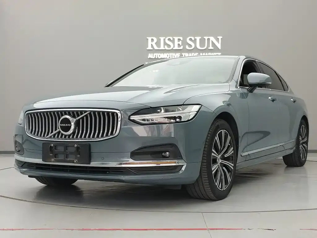 2021 Volvo S90
