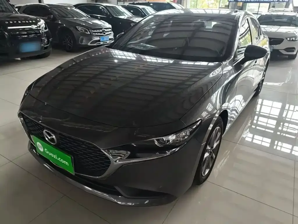 2020 Mazda 3 1.5L AT