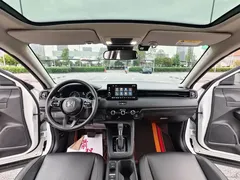 2023 Honda Vezel 1.5L CVT Tech, белый — фото 12