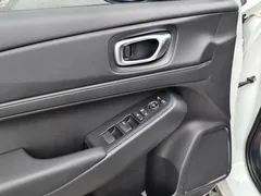 2023 Honda Vezel 1.5L CVT Tech, белый — фото 16