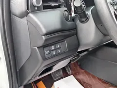 2023 Honda Vezel 1.5L CVT Tech, белый — фото 17