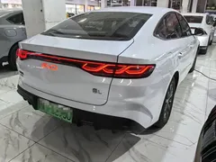 2026 BYD Qin L PHEV DM-i 128km Advance, белый — фото 5