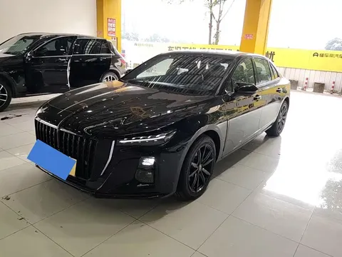 2025 Hongqi H5 2.0T AT