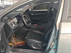 2021 Geely Emgrand UP 1.5L CVT Luxury — фото 9