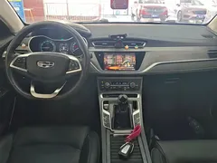 2021 Geely Emgrand UP 1.5L CVT Luxury — фото 12