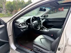 2021 Toyota Camry 2.0G Luxury — фото 4