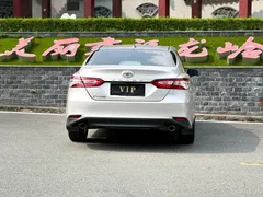 2021 Toyota Camry 2.0G Luxury — фото 8