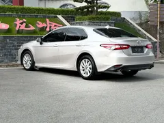 2021 Toyota Camry 2.0G Luxury — фото 9