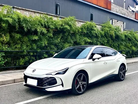2023 MG MG7 2.0T AT Trophy