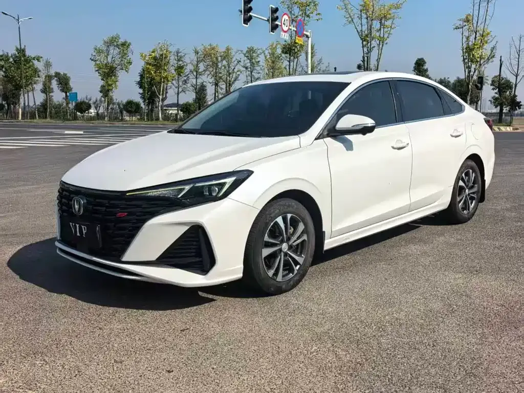 2022 Changan Eado PLUS 1.4T GDI DCT Premium