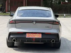 2022 Changan UNI-V 1.5T Premium — фото 11