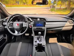 2021 Honda Civic Hatchback 220Turbo CVT — фото 16