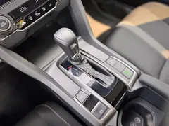 2021 Honda Civic Hatchback 220Turbo CVT — фото 20