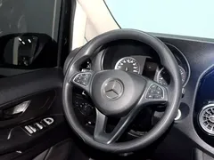 2021 Mercedes-Benz Vito 2.0T Elite 7-seat, чёрный — фото 9