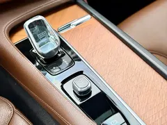 2022 Volvo XC90 7-seat, чёрный — фото 13