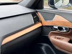 2022 Volvo XC90 7-seat, чёрный — фото 15
