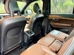 2022 Volvo XC90 7-seat, чёрный — фото 20