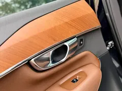 2022 Volvo XC90 7-seat, чёрный — фото 21