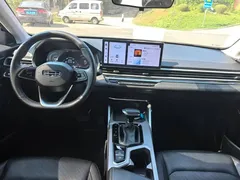2023 Geely Emgrand 4th Gen Champion 1.5L CVT Premium, белый — фото 4