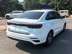 2023 Geely Emgrand 4th Gen Champion 1.5L CVT Premium, белый — фото 7