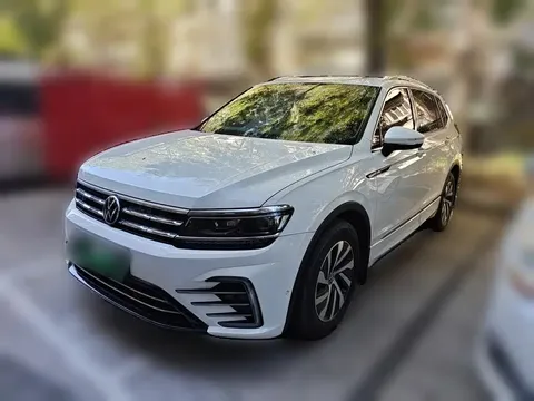 2021 Volkswagen Tiguan L 430PHEV Premium