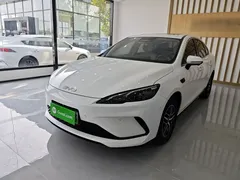 2025 BYD Seal 05 PHEV 120KM Smart Driving Flagship, белый — фото 1
