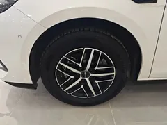 2025 BYD Seal 05 PHEV 120KM Smart Driving Flagship, белый — фото 23