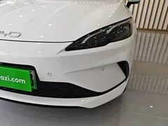 2025 BYD Seal 05 PHEV 120KM Smart Driving Flagship, белый — фото 24