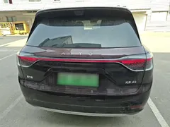2025 Aito M9 EREV Ultra 52kWh 6-seat 192-line LiDAR — фото 6