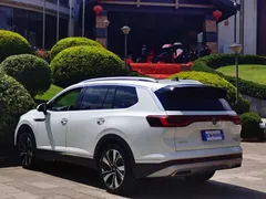 2022 Volkswagen Talagon 380TSI 4WD Flagship 6-seat, белый — фото 4