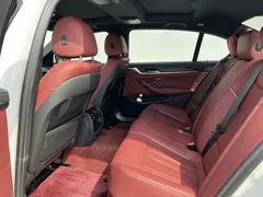 2023 BMW 5 Series 530Li Leading M Sport Package, белый — фото 4