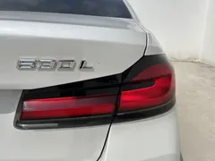 2023 BMW 5 Series 530Li Leading M Sport Package, белый — фото 16