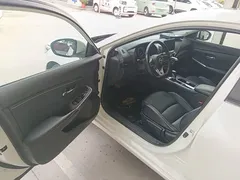 2021 Nissan Sylphy 1.6L XL CVT, белый — фото 16