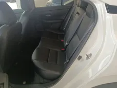 2021 Nissan Sylphy 1.6L XL CVT, белый — фото 17