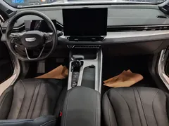2023 Geely Preface 1.5TD, белый — фото 6