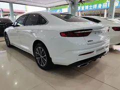 2023 Geely Preface 1.5TD, белый — фото 9