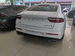 2023 Geely Preface 1.5TD, белый — фото 10