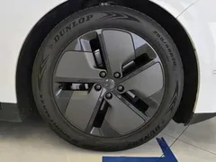 2025 Li Auto i6 2WD Standard, белый — фото 6