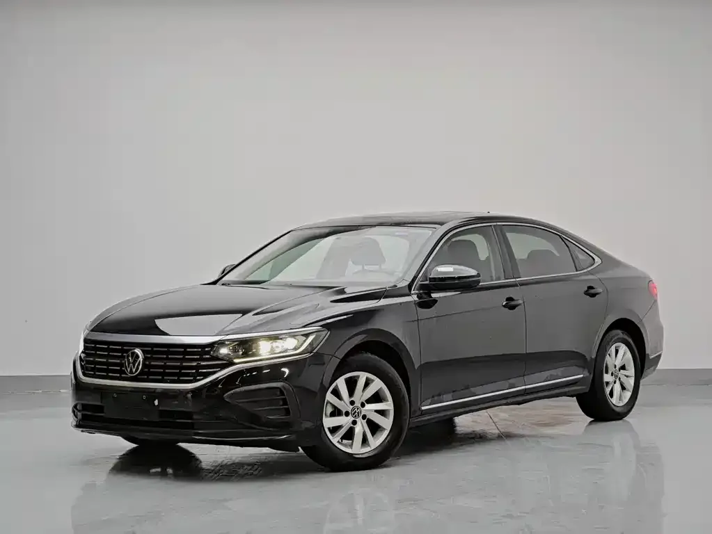 2022 Volkswagen Passat 280TSI Business