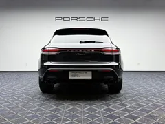 2022 Porsche Macan 2.0T — фото 2