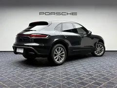 2022 Porsche Macan 2.0T — фото 8