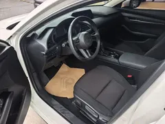 2023 Mazda 3 2.0L AT, белый — фото 6
