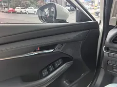 2023 Mazda 3 2.0L AT, белый — фото 7