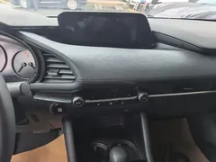 2023 Mazda 3 2.0L AT, белый — фото 9