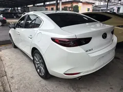 2023 Mazda 3 2.0L AT, белый — фото 13