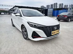 2022 Changan Eado PLUS 1.4T GDI DCT Premium, белый — фото 1
