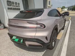 2025 Xiaomi YU7 4WD Max — фото 2